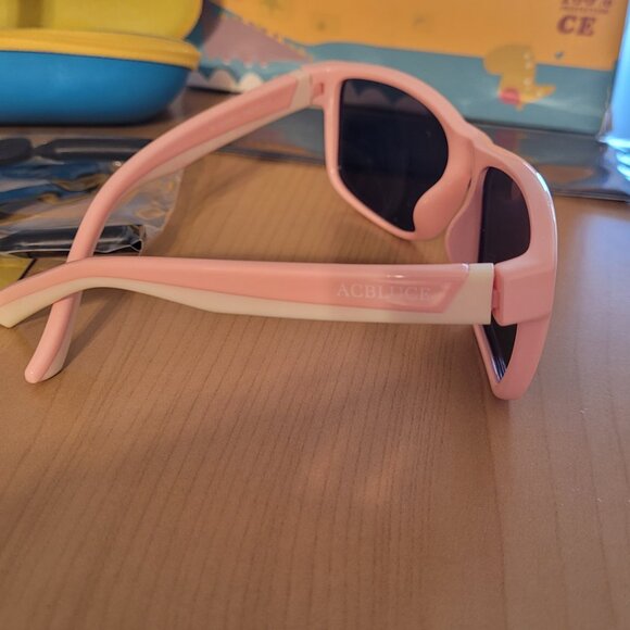 Kids Polarized Sunglasses TPEE Unbreakable Frame Sport baseball Softball Travel - Picture 4 of 7